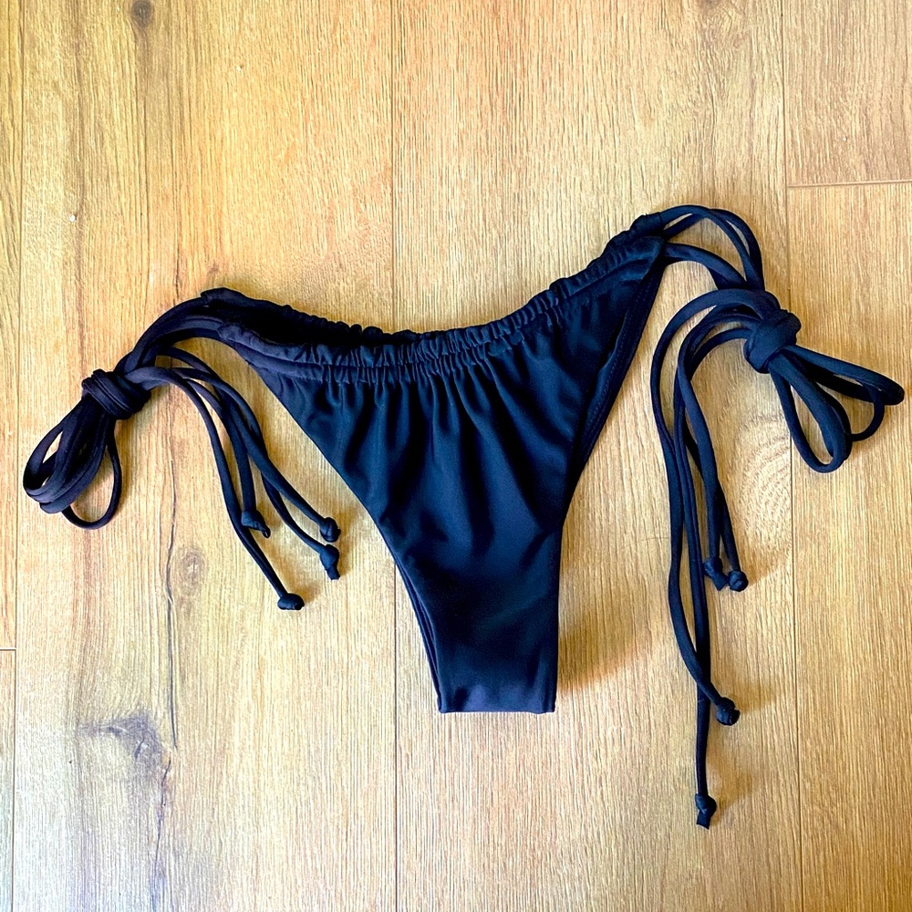 MIKOH Buru Bottom tie sides high cut tanga/thong black Small S NWOT/EUC